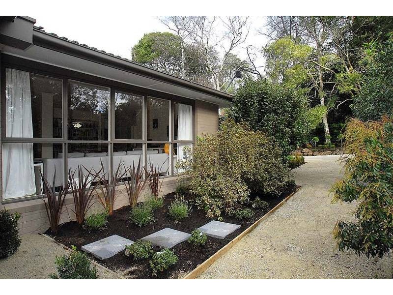3 Clarkmont Road, Sassafras VIC 3787