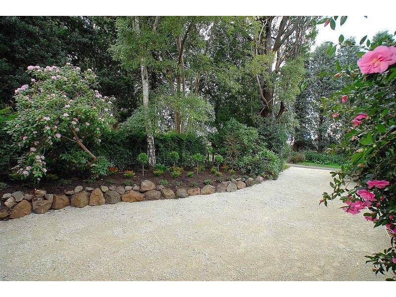 3 Clarkmont Road, Sassafras VIC 3787