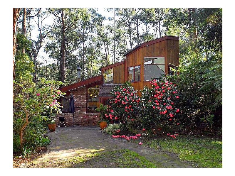 5 Thomas Street, Selby VIC 3159