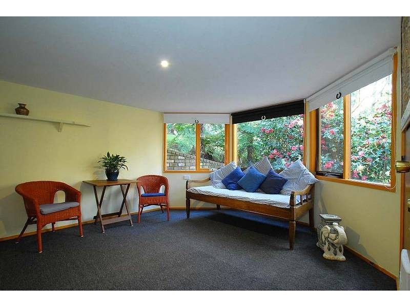 5 Thomas Street, Selby VIC 3159