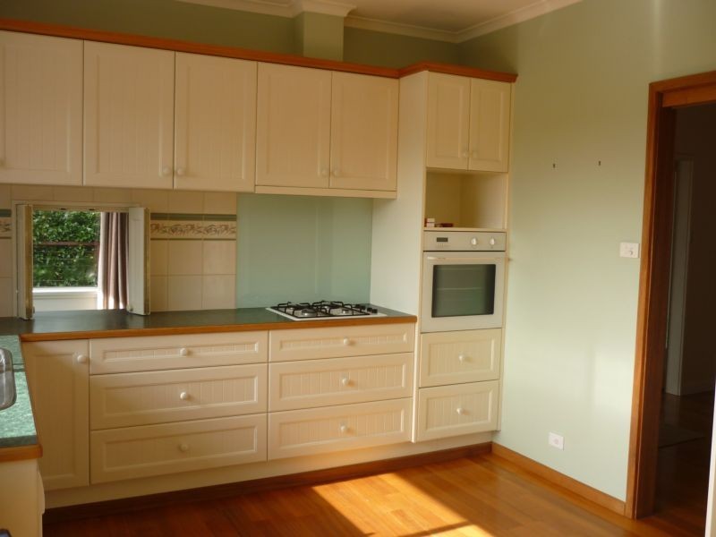 1 Greenslopes Road, The Patch VIC 3792