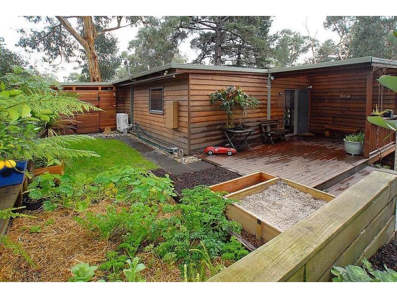 13 Glen Road, Belgrave Heights VIC 3160