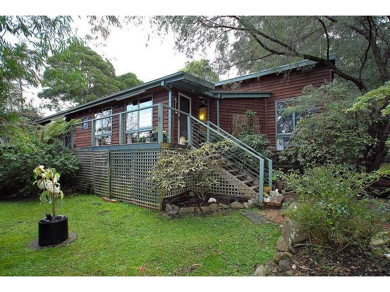 14 Florence Avenue, Upwey VIC 3158