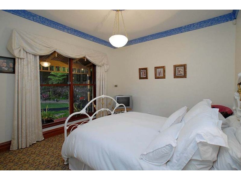 54 Belgrave Ferny Creek Road, Ferny Creek VIC 3786