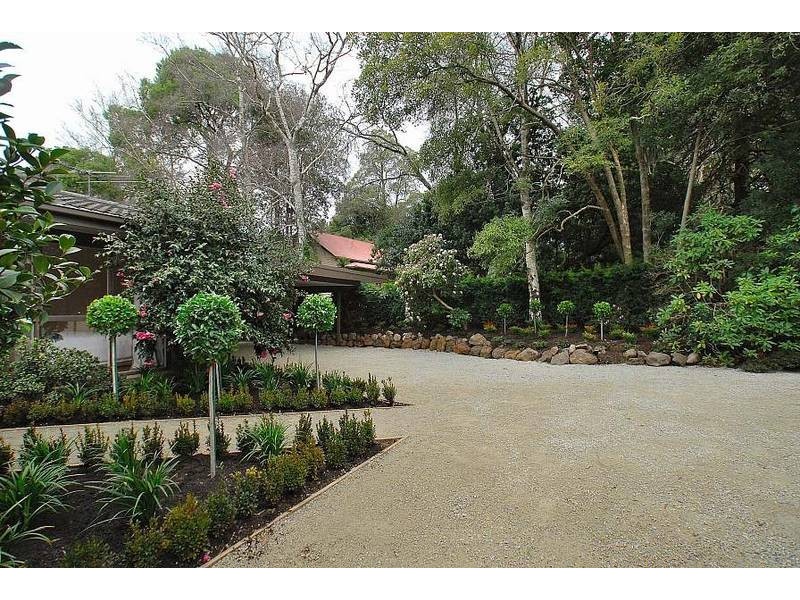3 Clarkmont Road, Sassafras VIC 3787