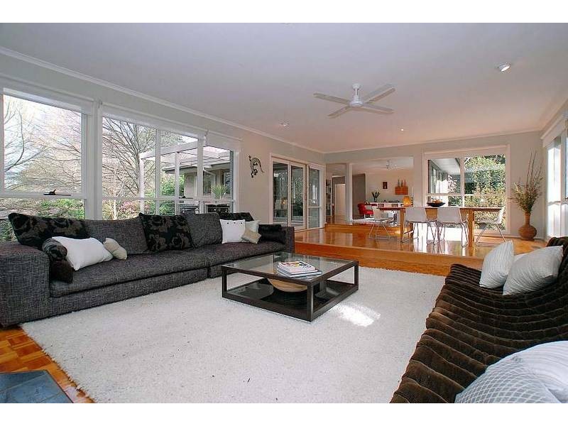 3 Clarkmont Road, Sassafras VIC 3787
