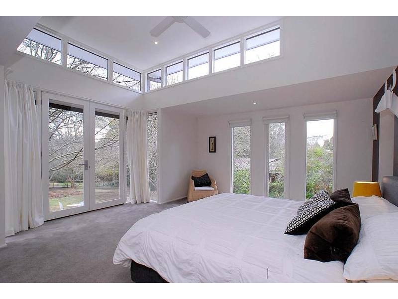 3 Clarkmont Road, Sassafras VIC 3787