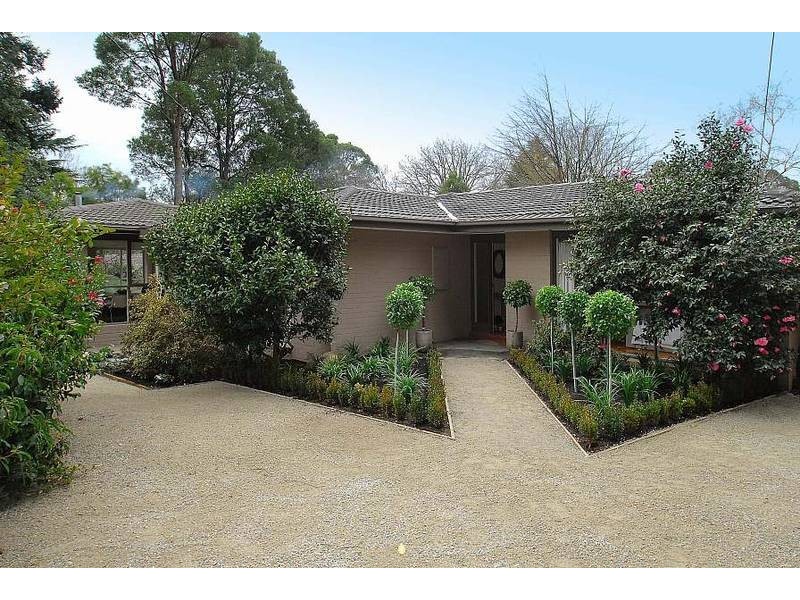 3 Clarkmont Road, Sassafras VIC 3787