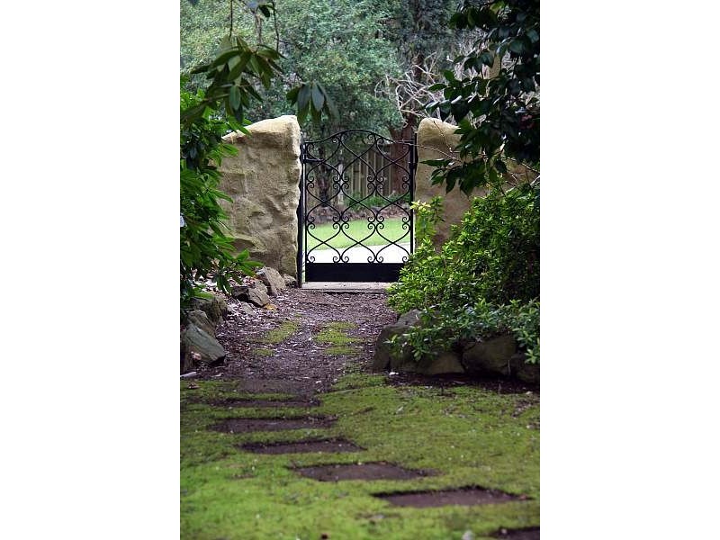 68 Hilton Road, Ferny Creek VIC 3786