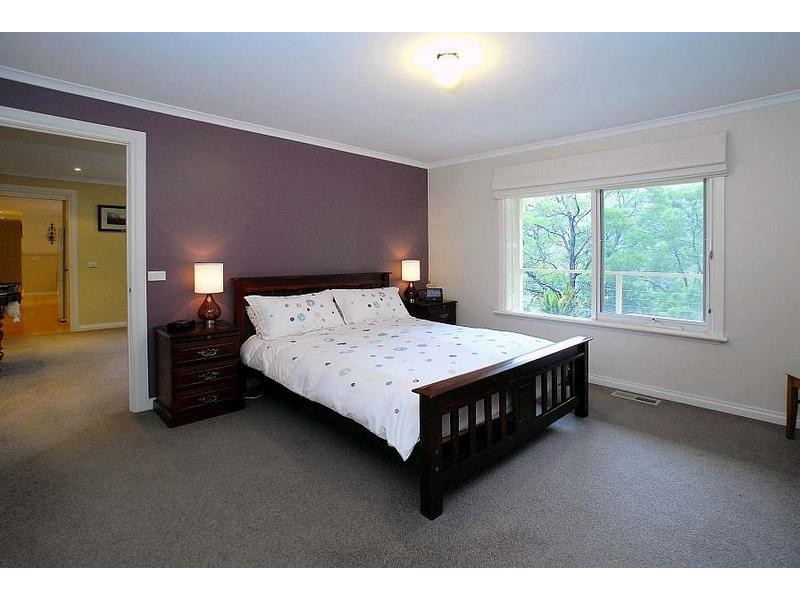 4 Bay Street, Tecoma VIC 3160