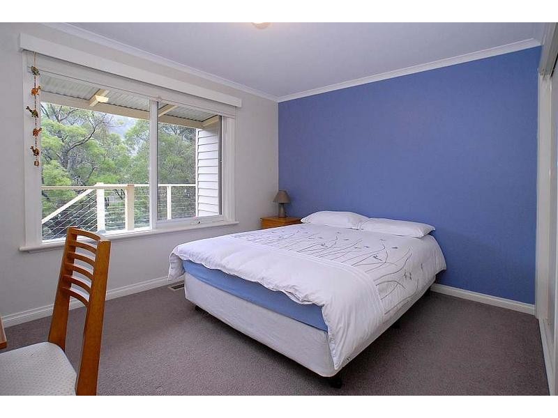 4 Bay Street, Tecoma VIC 3160