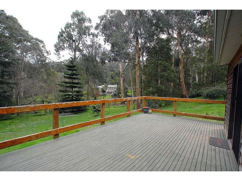 12 Laurel Grove, Belgrave VIC 3160