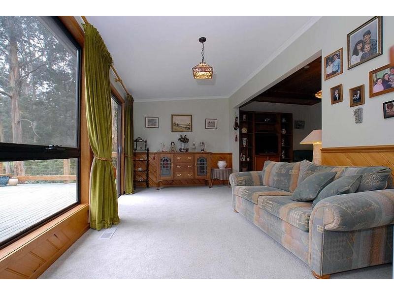 12 Laurel Grove, Belgrave VIC 3160