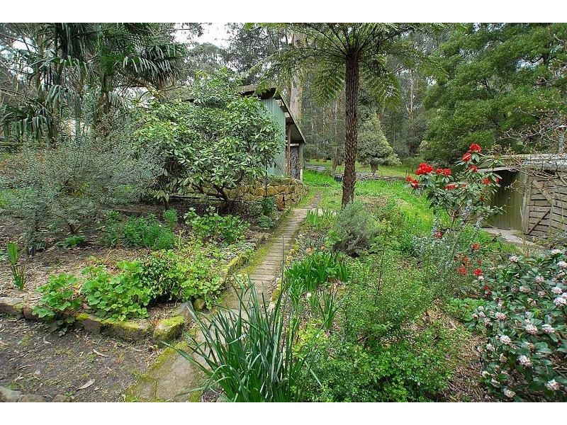 12 Laurel Grove, Belgrave VIC 3160