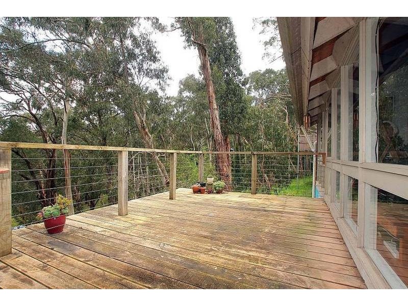 66 Temple Road, Selby VIC 3159