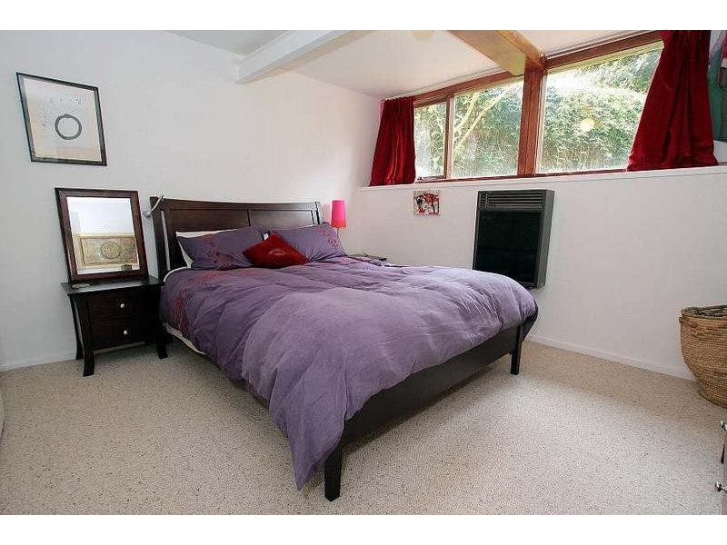 66 Temple Road, Selby VIC 3159