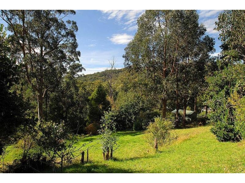 33 Seabreeze Avenue, Ferny Creek VIC 3786