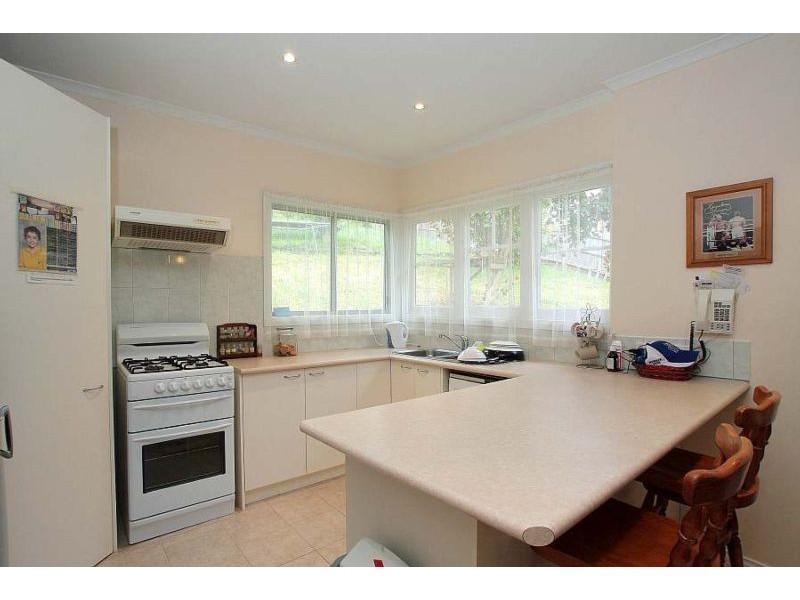 9 Old Reservoir Road, Belgrave VIC 3160