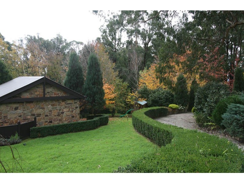 32 William Road, The Patch VIC 3792