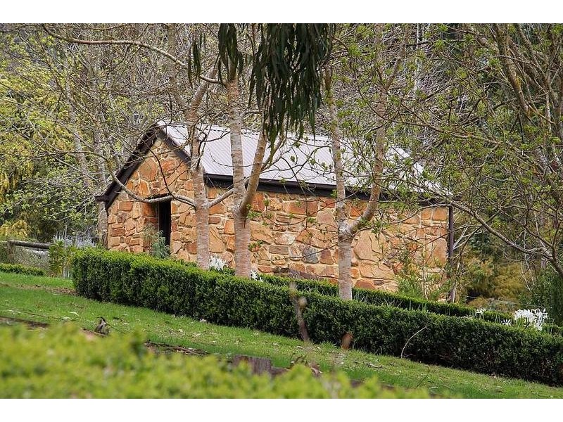 32 William Road, The Patch VIC 3792