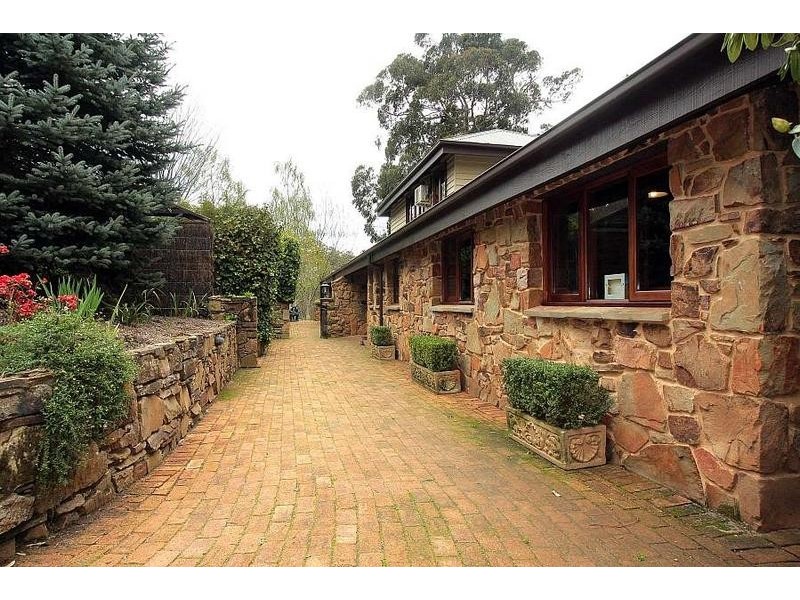 32 William Road, The Patch VIC 3792