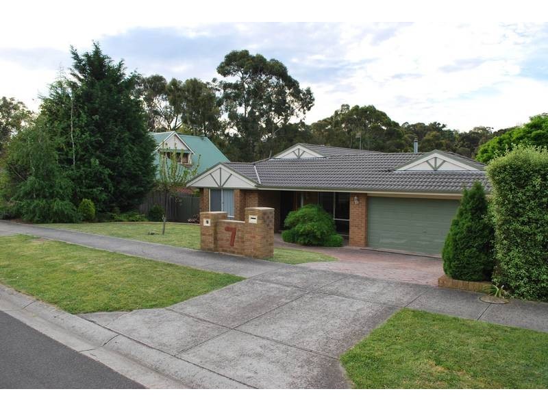 7 Rita Street, Upwey VIC 3158