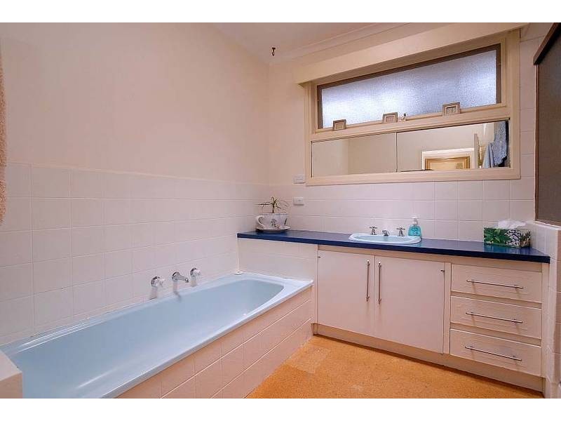 28 Moxhams Road, Monbulk VIC 3793