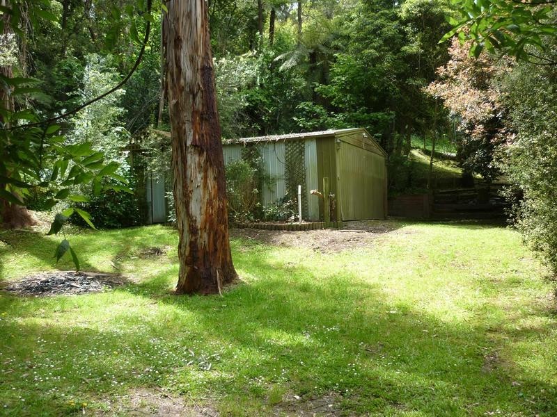 28 Alexander Avenue, Upwey VIC 3158