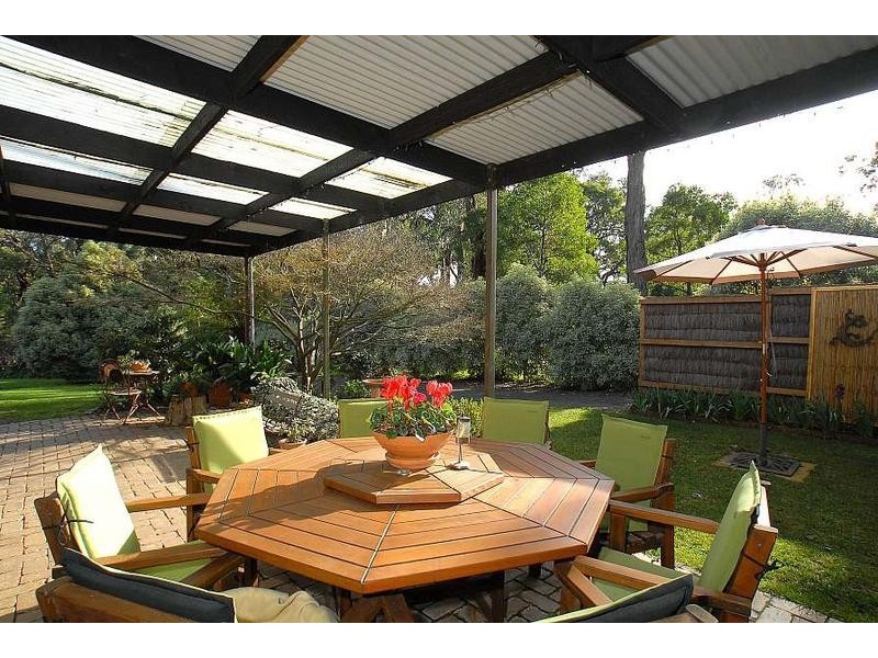 8 Cambridge Street, Belgrave South VIC 3160