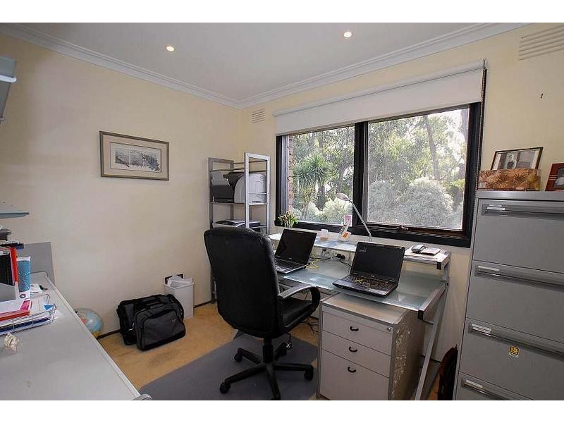 8 Cambridge Street, Belgrave South VIC 3160