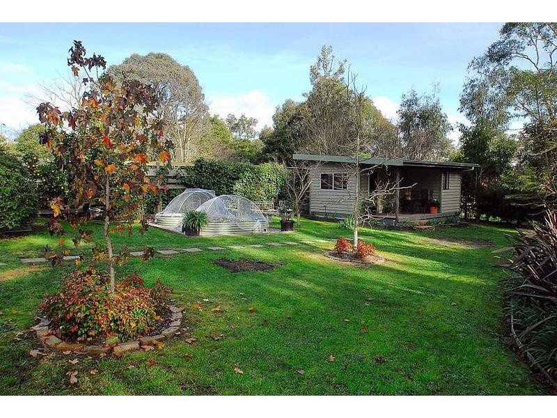 8 Cambridge Street, Belgrave South VIC 3160