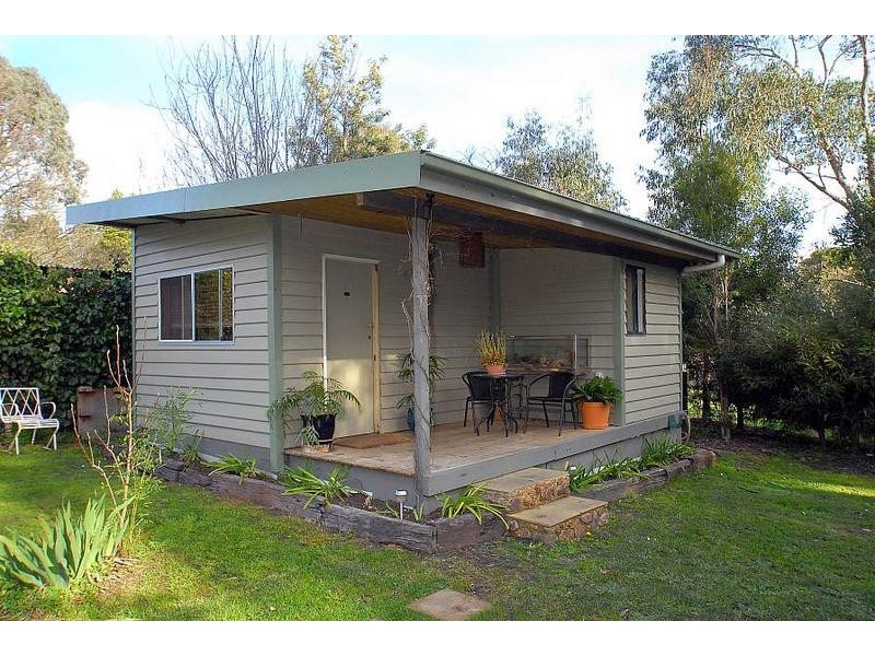 8 Cambridge Street, Belgrave South VIC 3160
