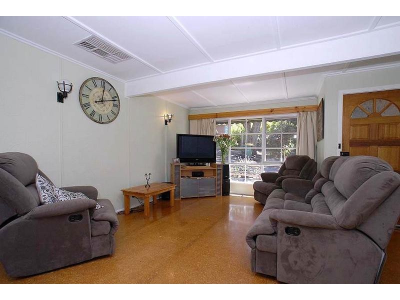 16 Allen Road, Monbulk VIC 3793