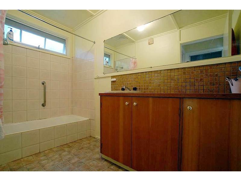 16 Allen Road, Monbulk VIC 3793