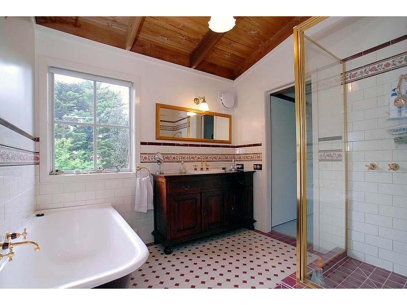 71 Temple Road, Selby VIC 3159