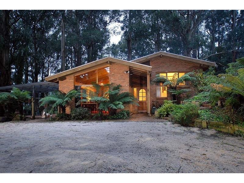 21 Christian Grove, Kallista VIC 3791