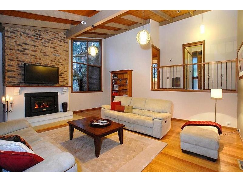 21 Christian Grove, Kallista VIC 3791