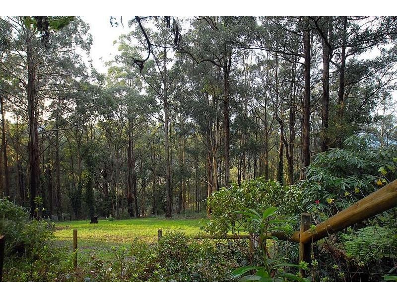 21 Christian Grove, Kallista VIC 3791