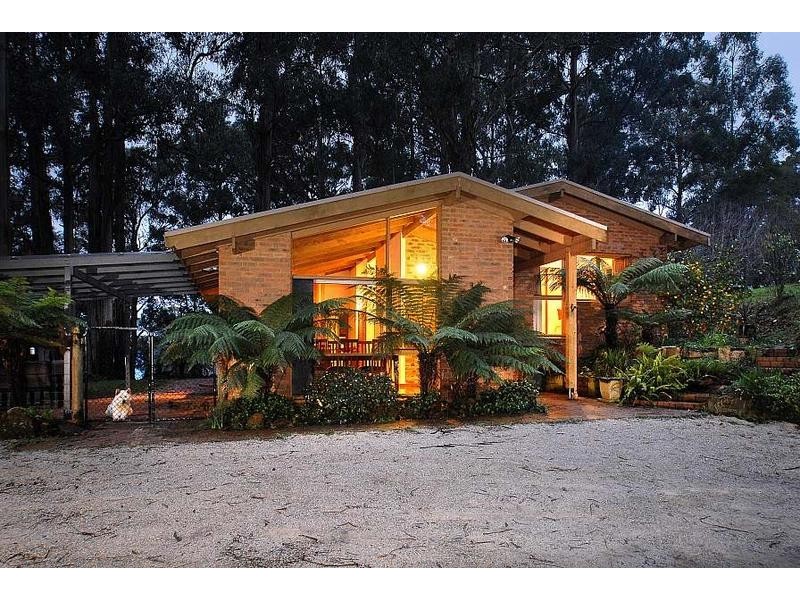 21 Christian Grove, Kallista VIC 3791