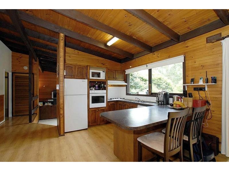 184 Belgrave Gembrook Road, Menzies Creek VIC 3159