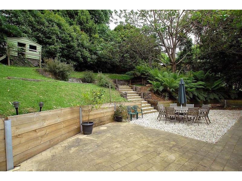 184 Belgrave Gembrook Road, Menzies Creek VIC 3159