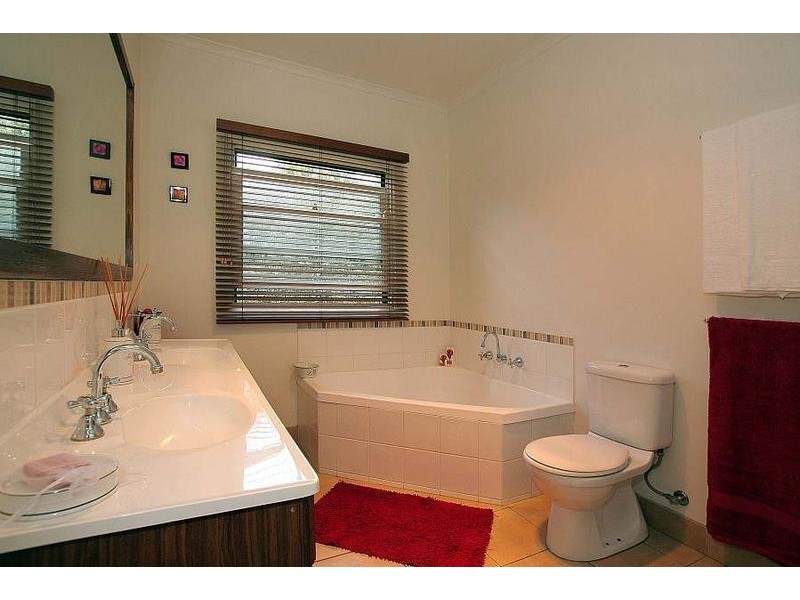 5 Cards Lane, Olinda VIC 3788