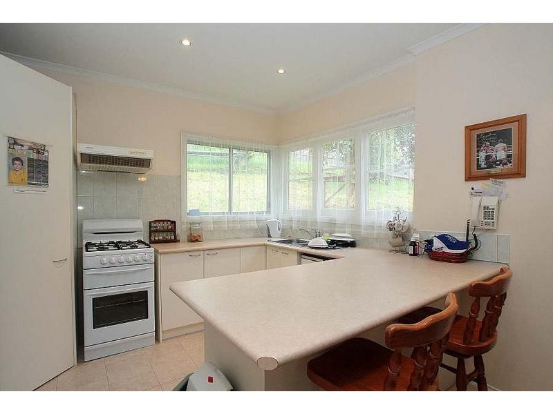 9 Old Reservoir Road, Belgrave VIC 3160