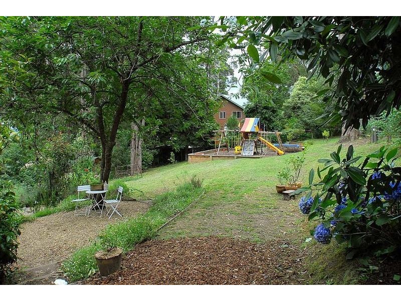 19 Paradise Avenue, Clematis VIC 3782