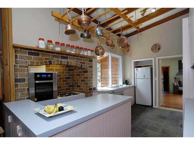 88 Temple Road, Selby VIC 3159