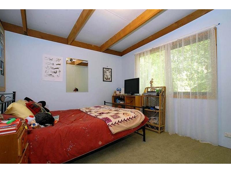 88 Temple Road, Selby VIC 3159