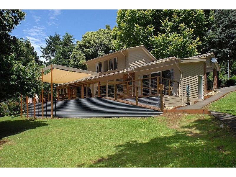 1 Coonara Court, Olinda VIC 3788