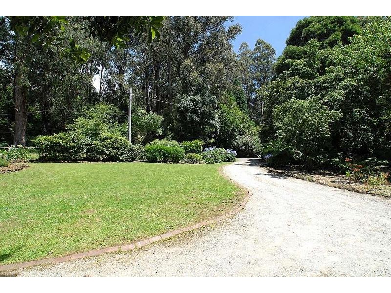 1 Coonara Court, Olinda VIC 3788