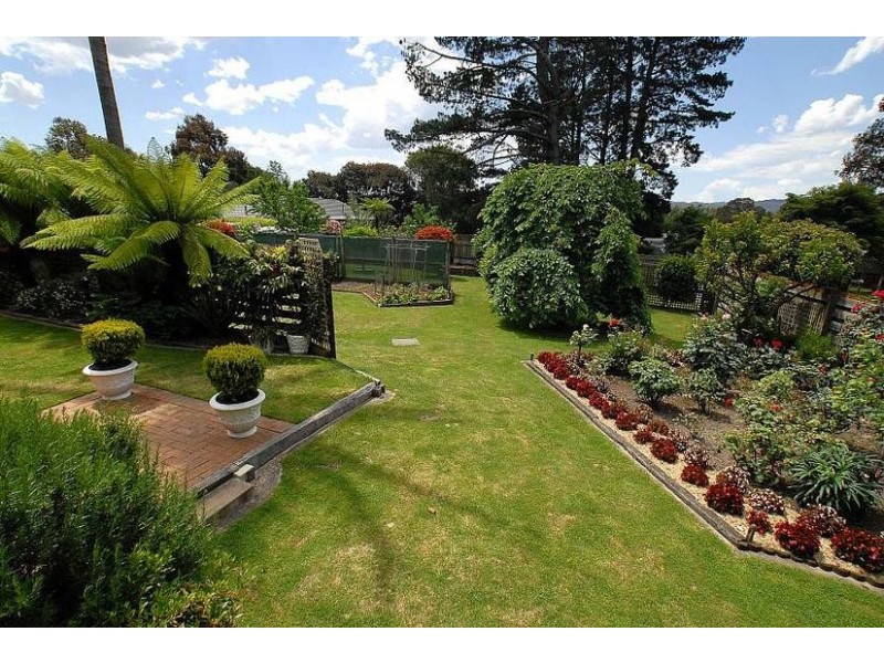 6 Heather Grove, Belgrave South VIC 3160