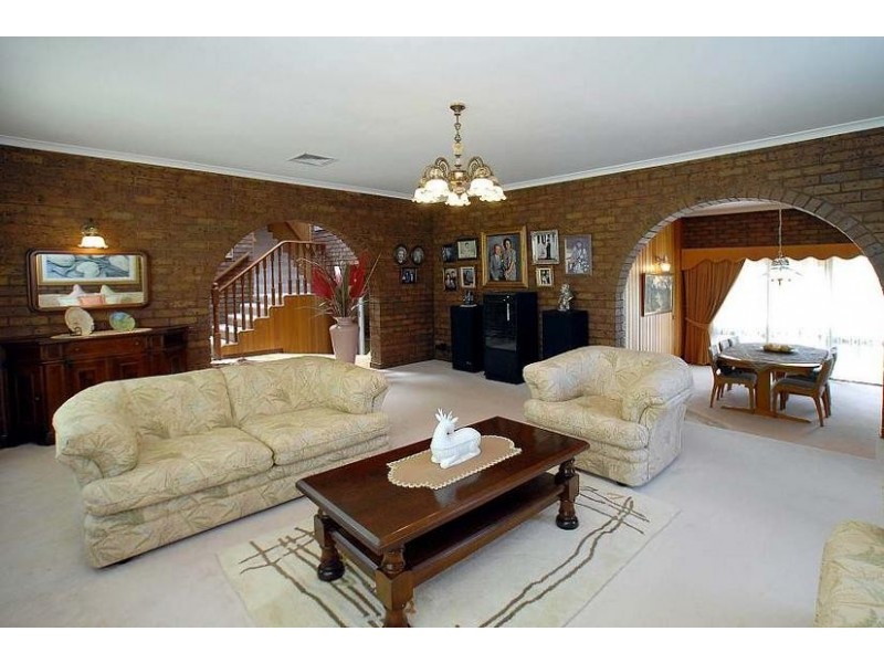 6 Heather Grove, Belgrave South VIC 3160